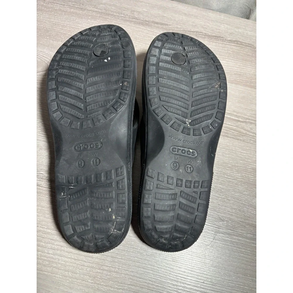 Crocs Crocband Flip Flops Black Women 11 Men 9 Sporty Casual Sandals Comfort